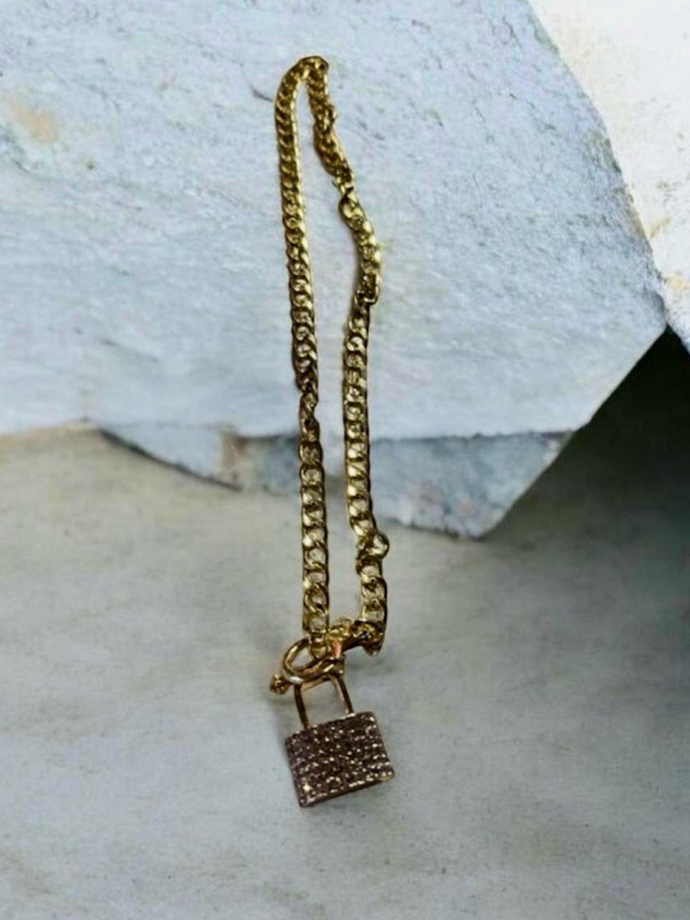Gold Cuban Link Chain Lock Pendant Necklace Iced Out Pavé Stones Locket